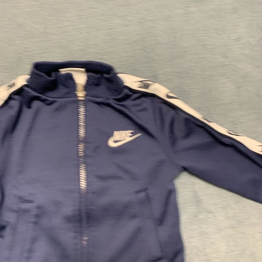 Nike Track Jacket Toddler 2T Navy Embroidered Logo Athletic Fit Running Full Zip